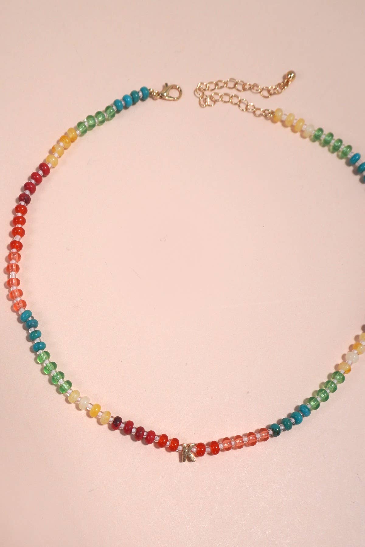JOSSLYN by wall to wall - Wholesale Beaded/Pearl Necklace - MINI INITIAL MULTI COLOR  BEADED NECKLACE | 80N90111