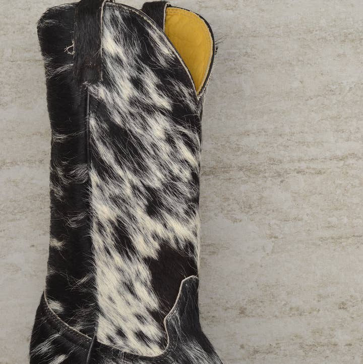 Botas Cowboy Claire Clássicas Brancas com Manchas Pretas por atacado de RedHawk Boot Co.