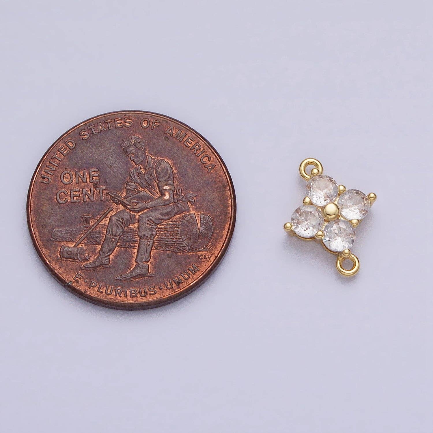 Aim Eternal - Wholesale Individual Charm/Pendant - 18K Gold Filled Clear Quatrefoil Clover Flower Connector in Gold & Silver | Y-8433