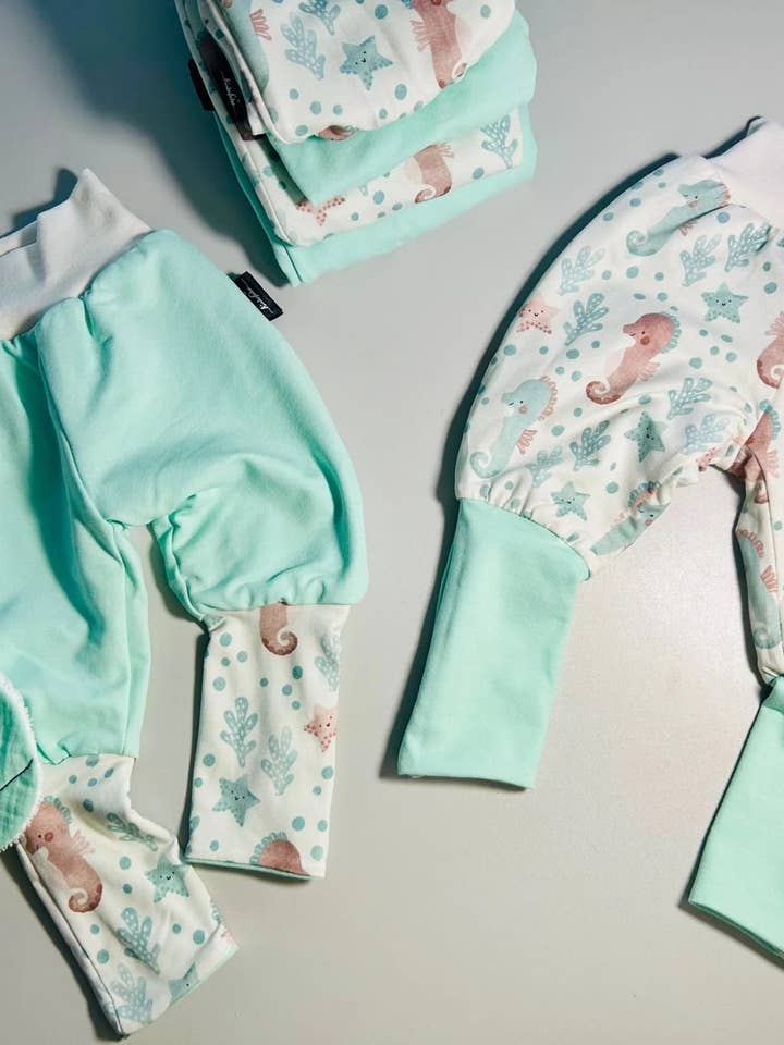 Calças reversíveis "Poesia Costeira – Cavalos-marinhos" por atacado de Küstenfieber®