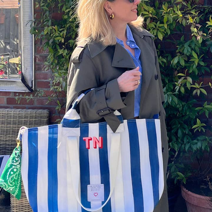 Noordstar Goods - Wholesale Tote Bag - Women's - Alles past tas Zwart & Beige Gemaakt van gerecycled nylon3