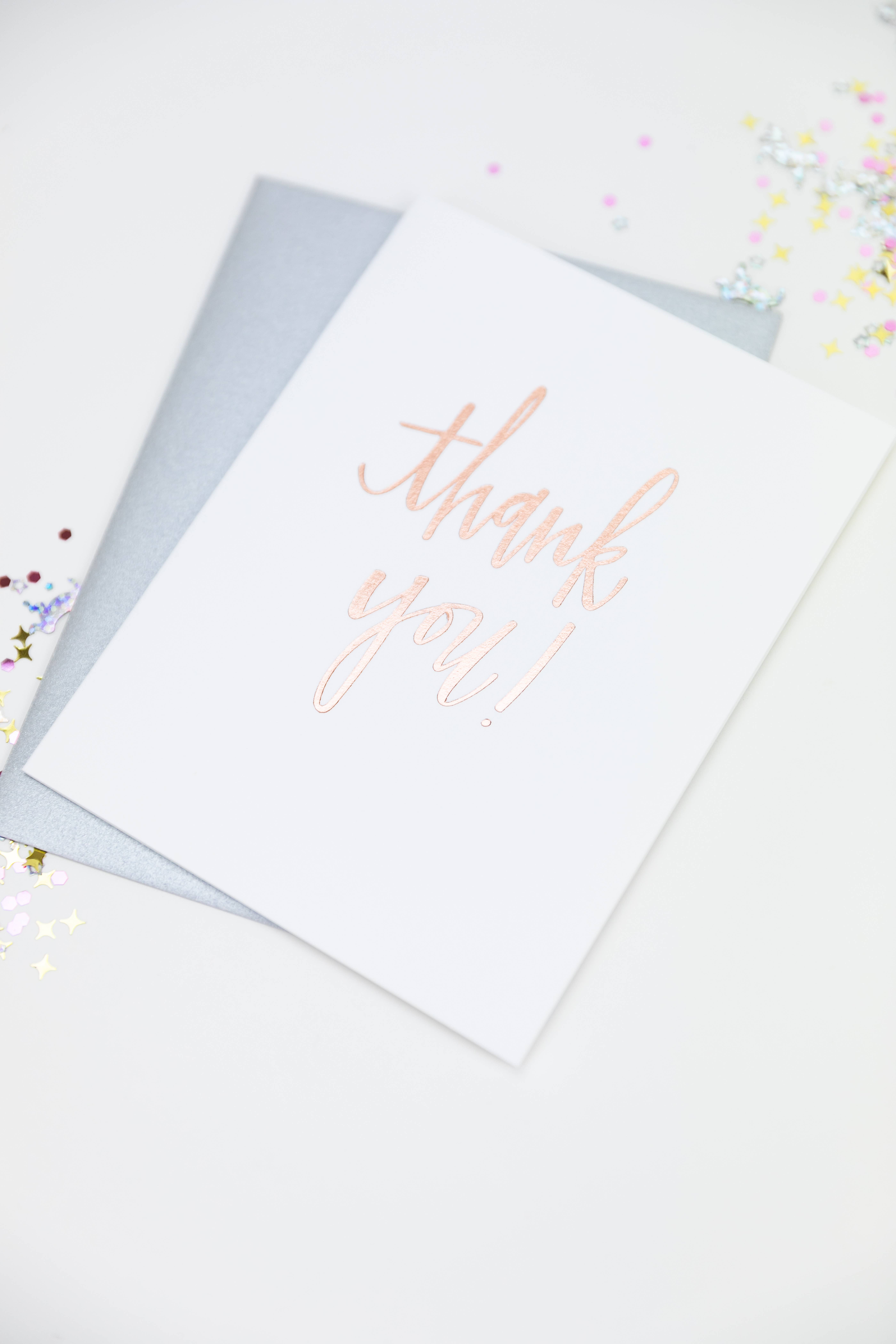 Chez Gagné – Engroshandel Takkekort – Tak-script - Rose Gold Letterpress-kort2