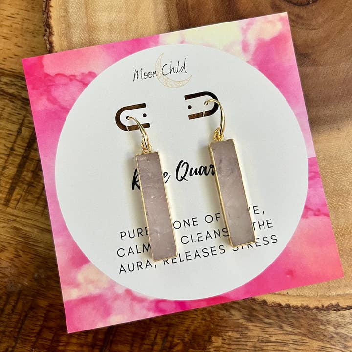 Pendientes largos de oro con cuarzo rosa ~ «Love & Tranquility» para venta al por mayor de Moon Child