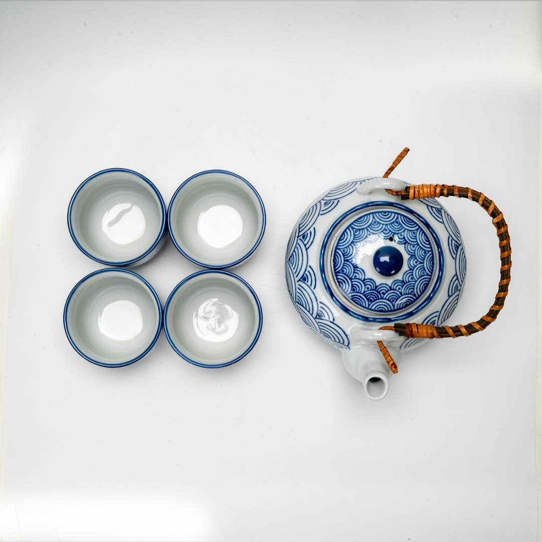 Urban Tokyo - Wholesale Tea Set - Japanese Seikaiha Waves Tea Set 22oz Tea Pot with 4 Cups (1/12)3