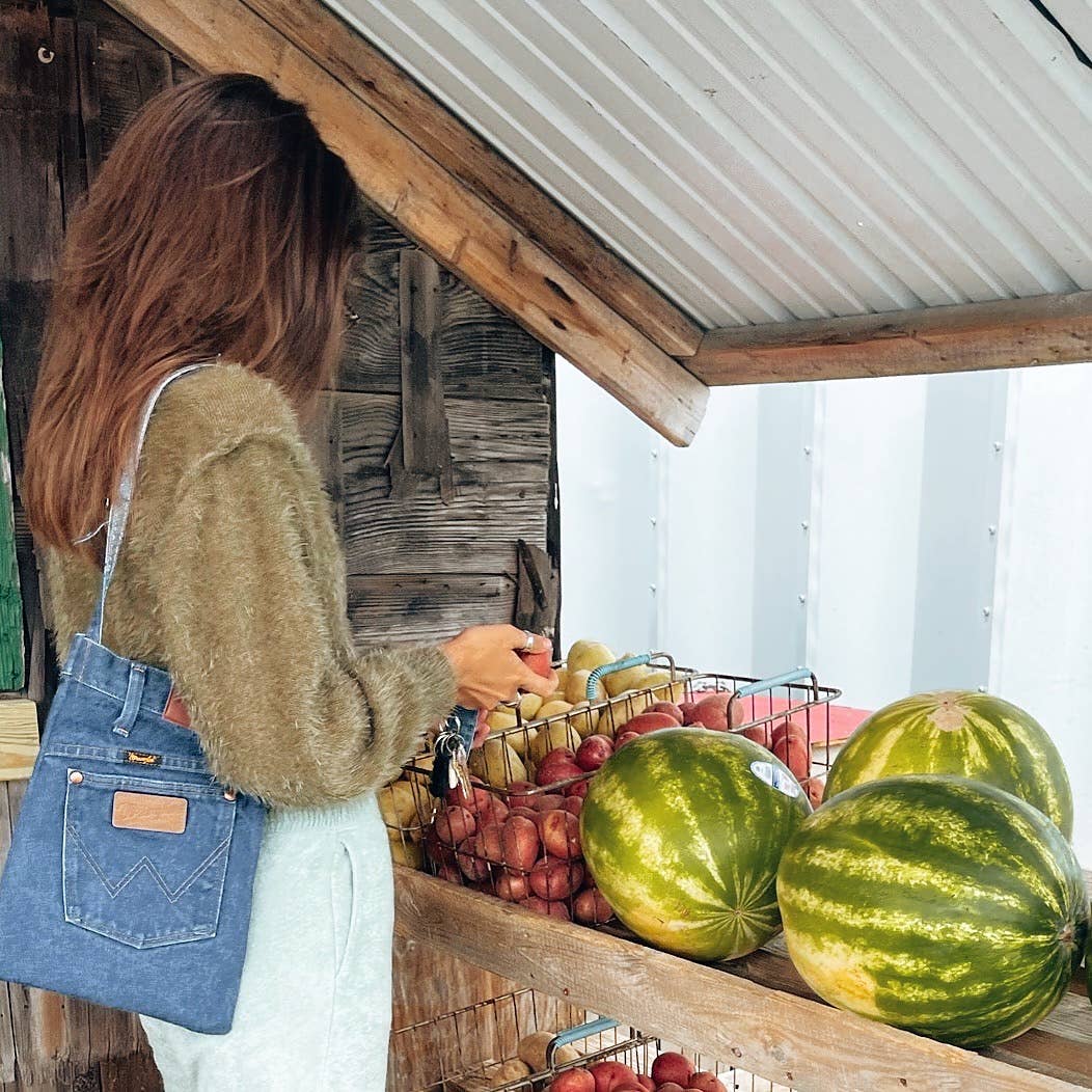 Feelin’Blue. - Wholesale Shoulder Bag - Women's - Repurposed Denim Pocket Purse6