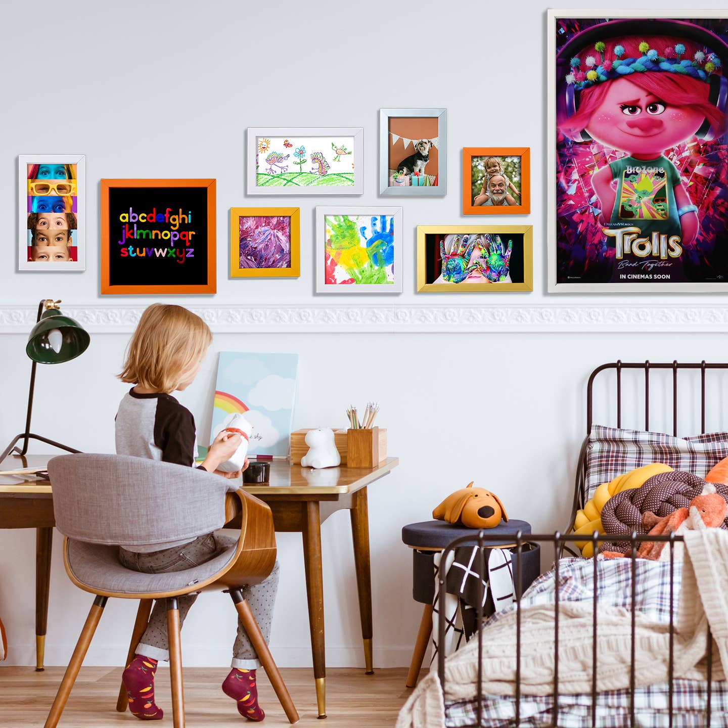 Pop-up Frames - Wholesale Picture Frame - MEDIUM Pop-up Picture Frame | Multi-size 21-50cm | Stick-on14