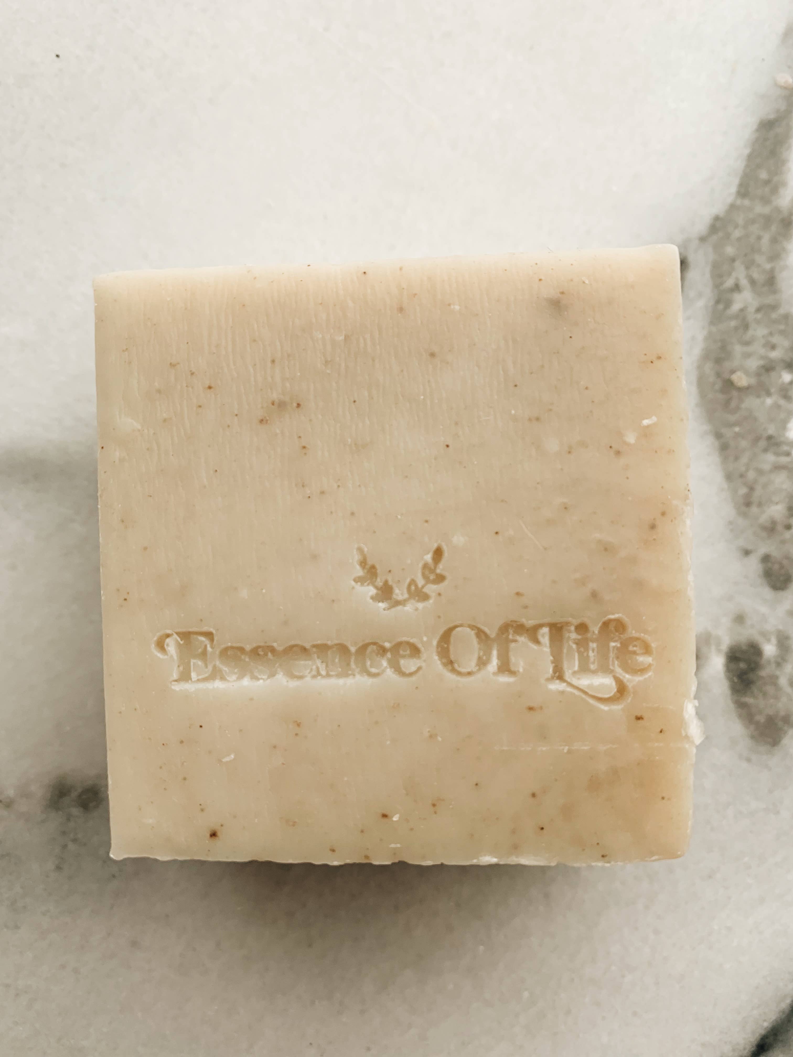 Essence of Life Organics – Großhandel Feste Seife – Handgefertigte vegane Seifenstücke3