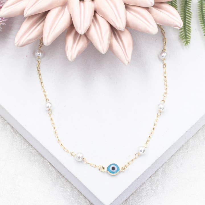 Weiße Perlenkette Blaues Evil Eye Detail für den Großhandel von Cherie by Cherie