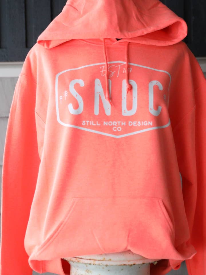 CAPUCHE RÊVES NÉON pour la vente par Still North Design Co