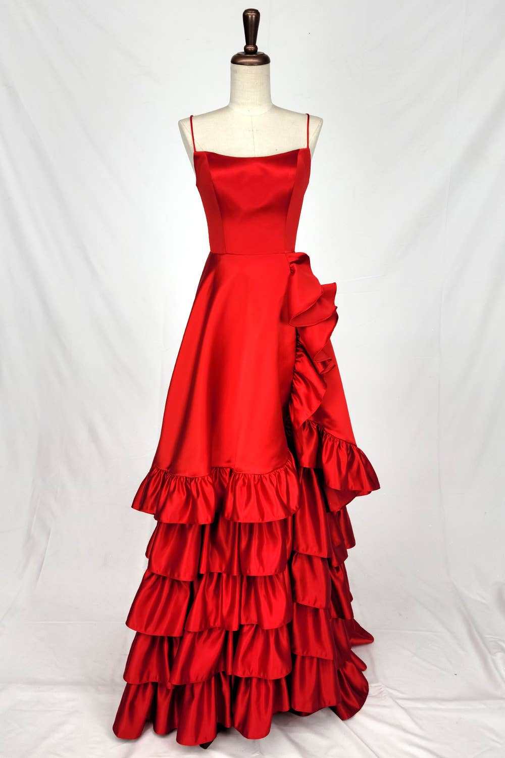 Chicas - Vendita all'ingrosso Vestito - Donna - Abito lungo con gonna arruffata. C82611