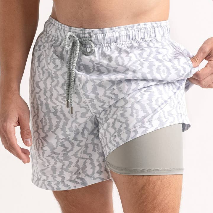 Men’s Premium Compression-Lined Hybrid Shorts – Iceberg for wholesale by CAPELLE MIAMI