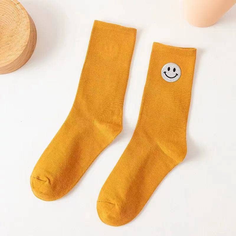 Shop Lev – wholesale Socks – Women's – Women happy face Patch Crew Cotton Socks5