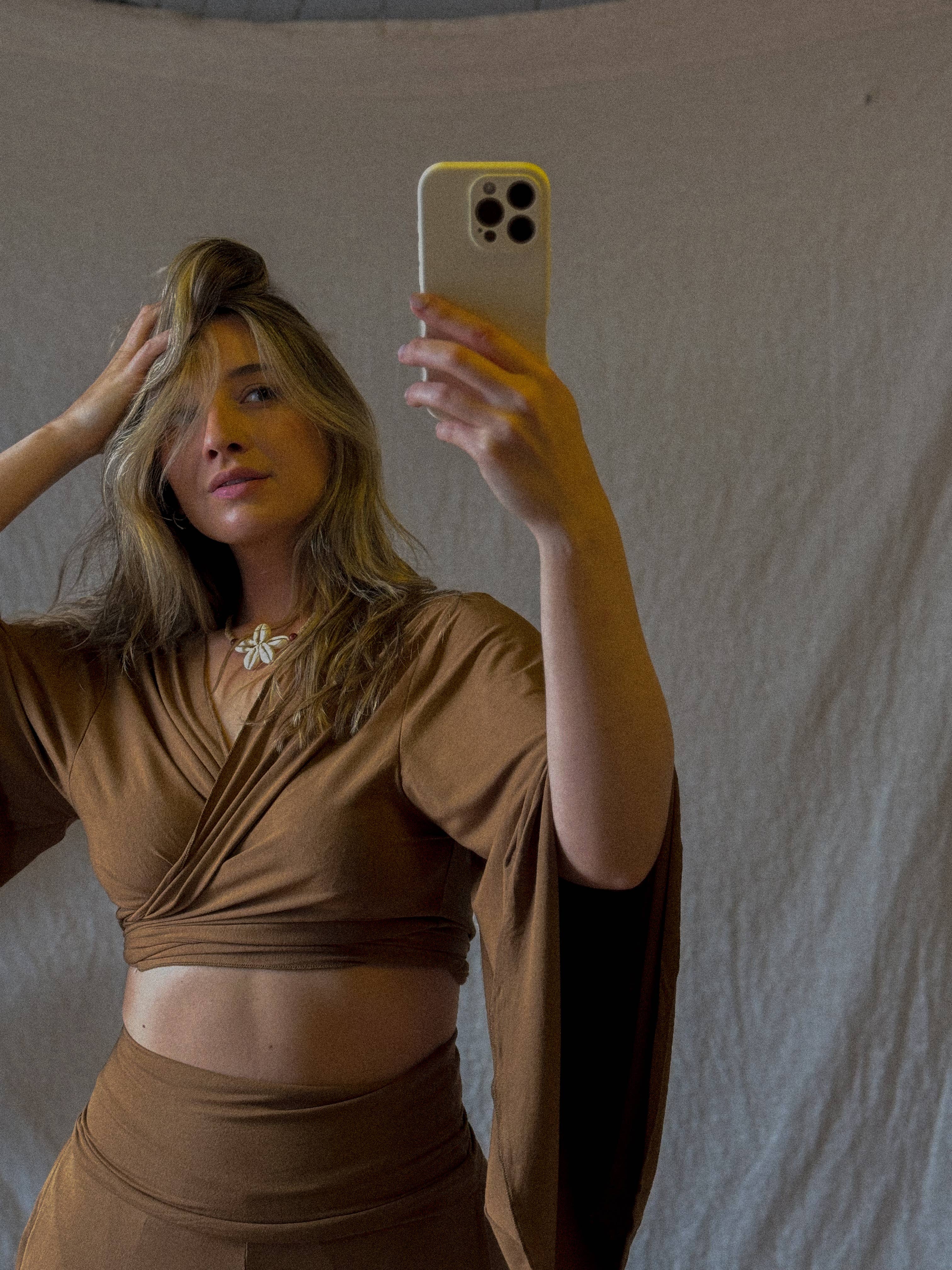 Gardenbelle Shop - Vendita all'ingrosso Camicetta - Donna - Top avvolgente yoga boho a maniche svasate OrganicEcoVero comodo13