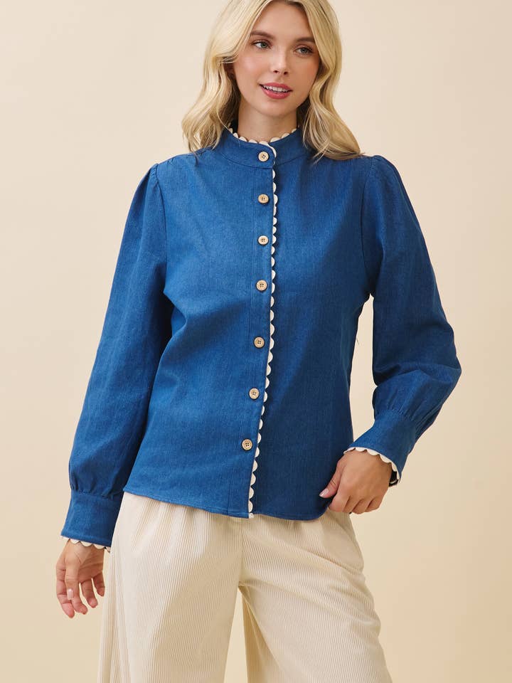 Blouse en jean à boutons avec bord festonné OT51755 pour la vente par GeeGee x Lovelo