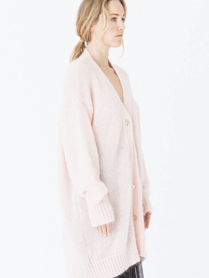 Cardigan surdimensionné en mohair rose mélangé pour la vente par ANT WOMAN COLLECTION