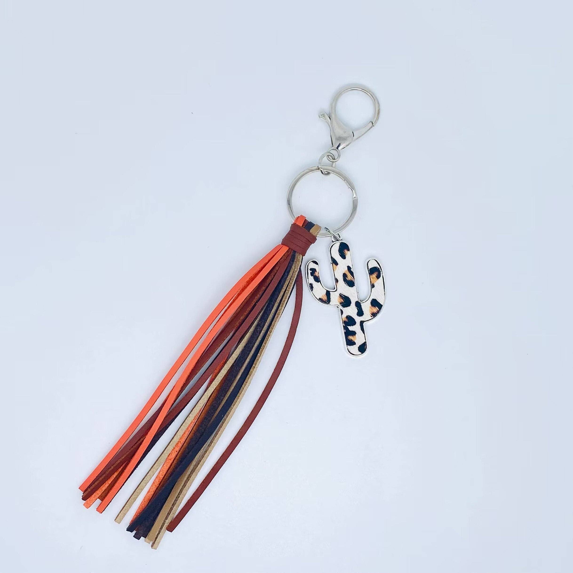 Mio Queena – Großhandel Schlüsselanhänger – Damen – Schlüsselanhänger mit farbigem Quastenkaktus-Anhänger im westlichen Stil3