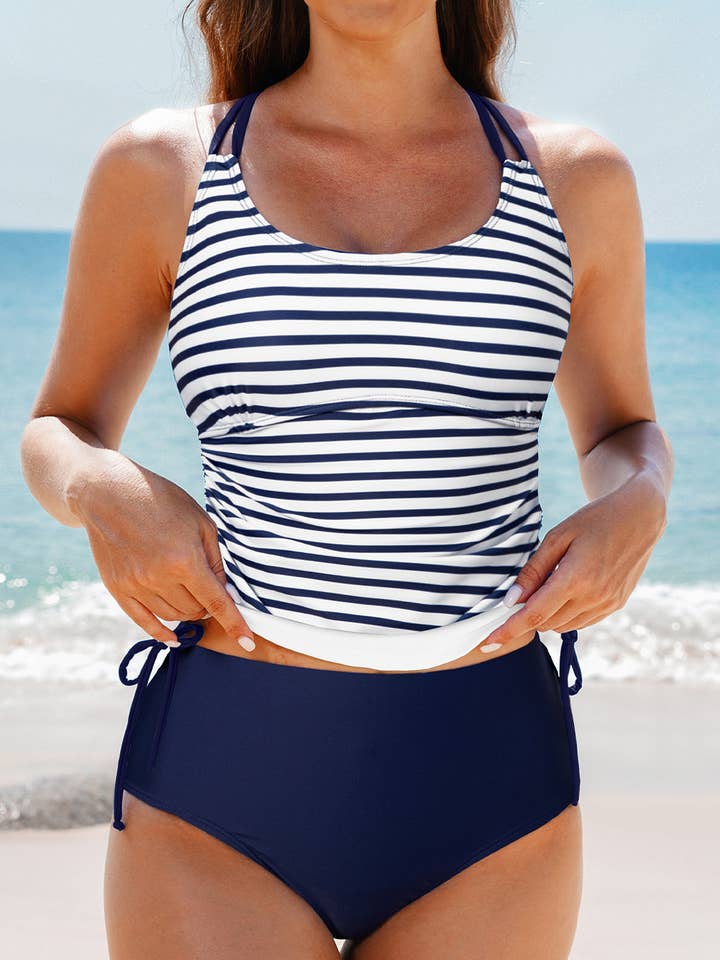 Tankini 2 pièces à rayures avec cordon de serrage et ventre à assortir pour la vente par 1 the Woman