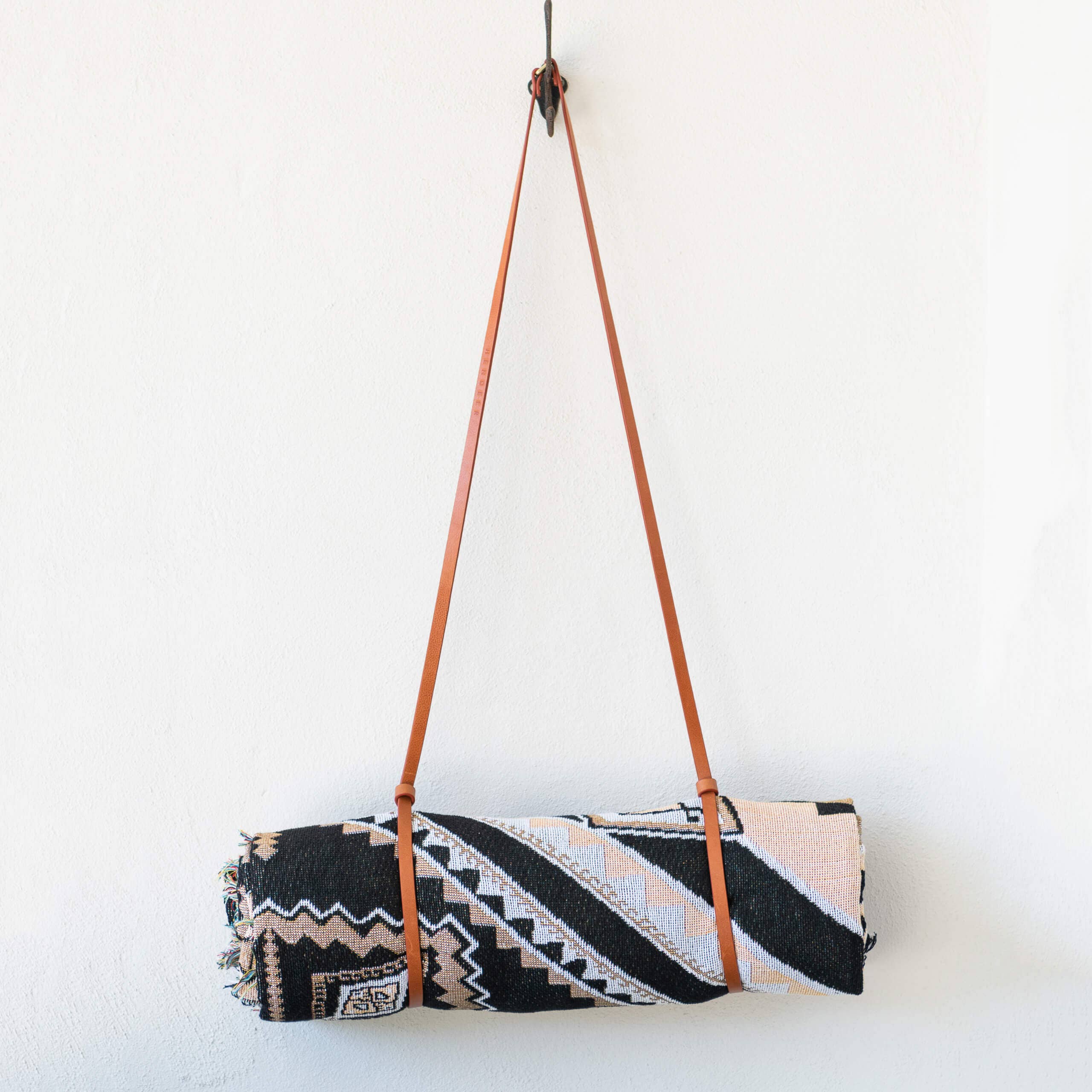 HENDEER - Wholesale Picnic Blanket - 'Nowhere Man' Woven Picnic Rug/Throw5