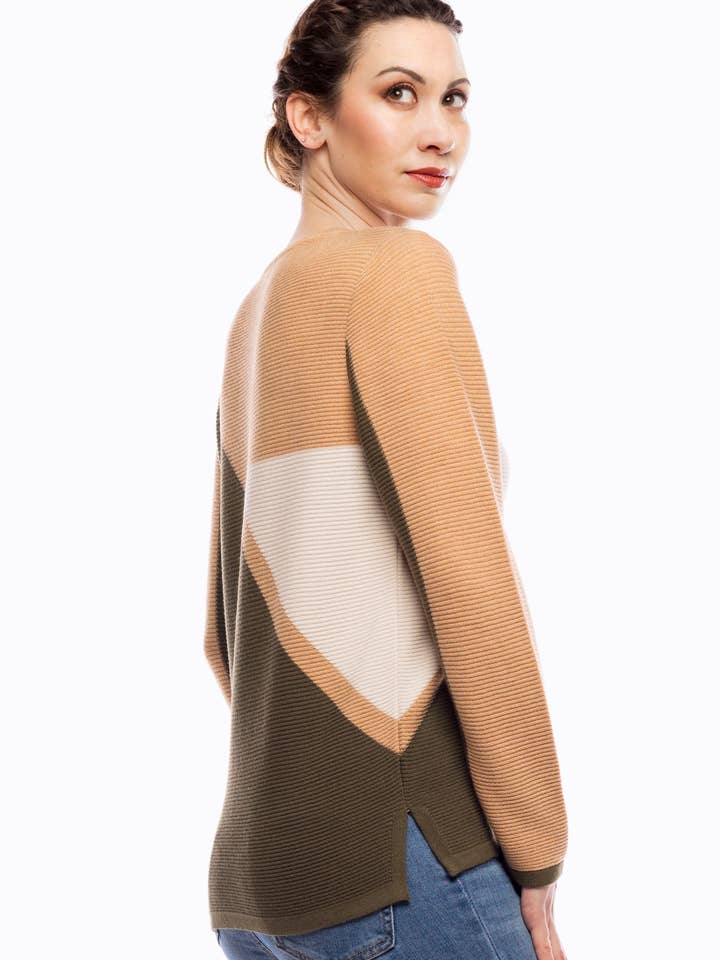 PERSSA'M - Wholesale Knit Sweater - Women's - 8514-CA Inés Sweater2