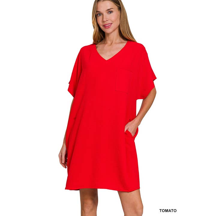 Abito t-shirt con scollo a V in tessuto traspirante con tasche. per la vendita all'ingrosso da parte di Style Up