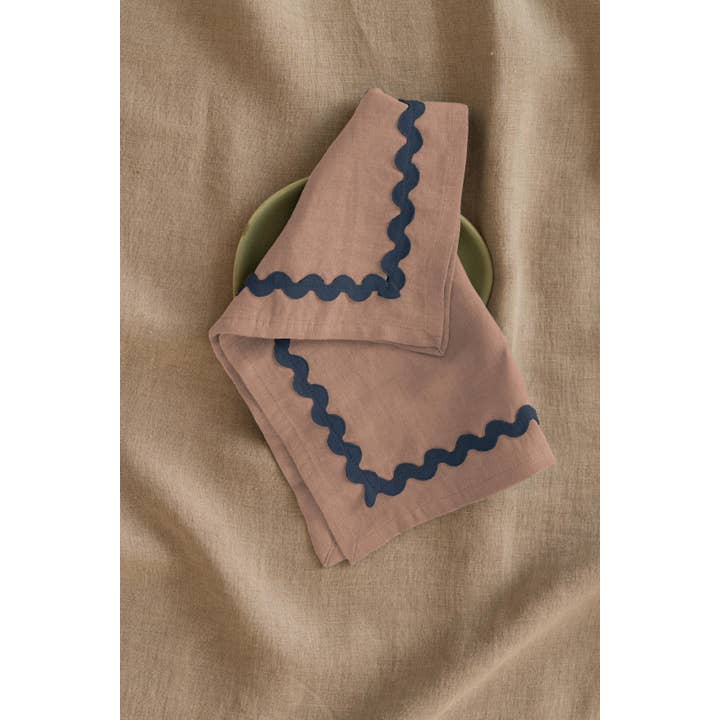 Live Linen - Wholesale Dinner & Cloth Napkin - Blue Lace Trim Linen Napkin – Elegant Dining3