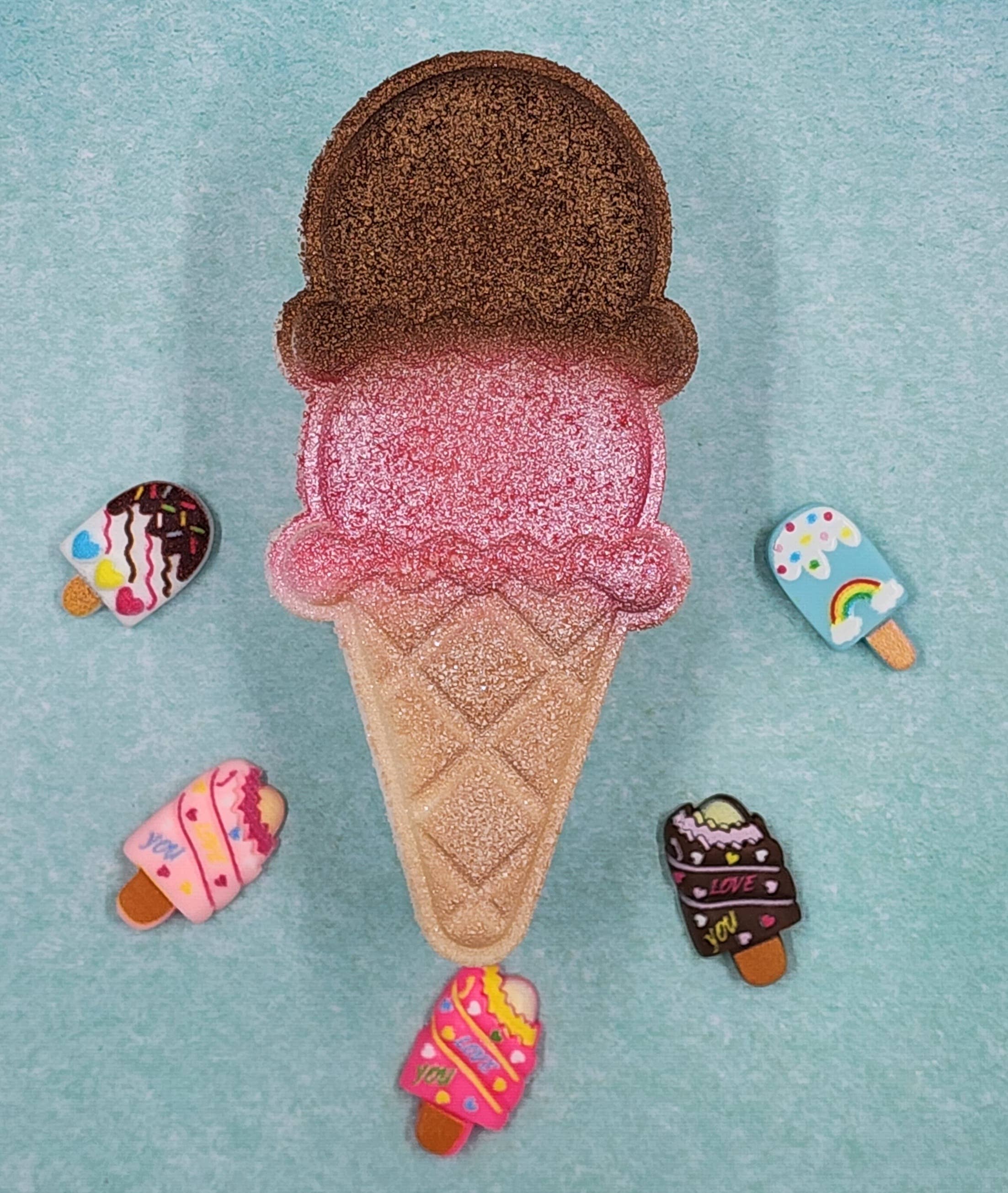 Fizz Bizz - Wholesale Bath Bomb/Fizz - Double Scoop Ice Cream bath bomb