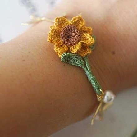 Handcrafted Resin Rose & Sunflower Crochet Bracelets for wholesale by NYU NYU jewellery