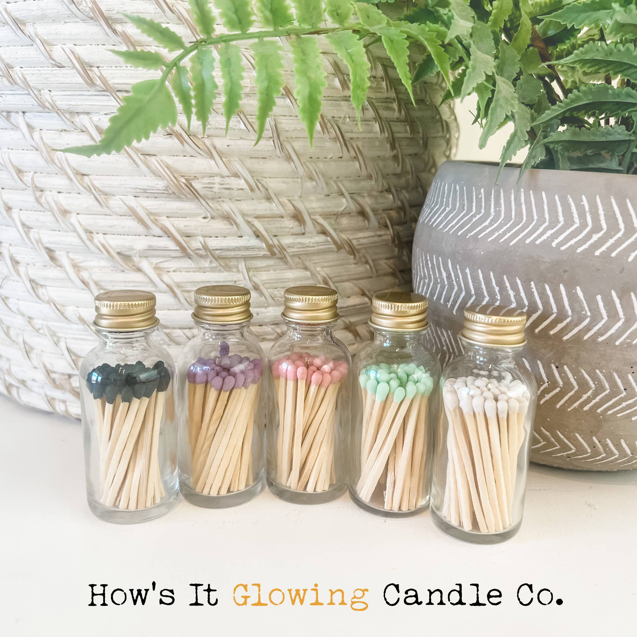 How's It Glowing Candle Co. - Vente Allumettes - Bouteille d'allumettes en verre avec bouchon doré | 50 allumettes de 1,9 po | Sans étiquettes3