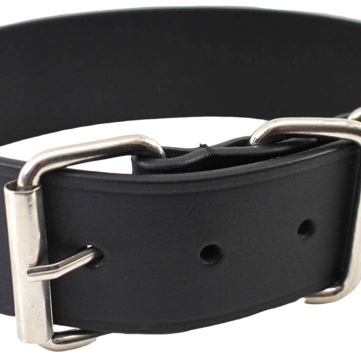 Quality Full Grain Leather Dog Collar. Width: 40mm. Colours: Black or Brown. for wholesale on Faire15