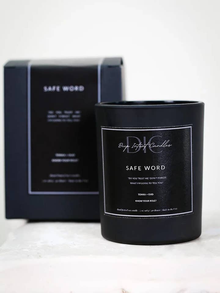 Bougie de soja Safe Word pour la vente par Deep Intent Candles