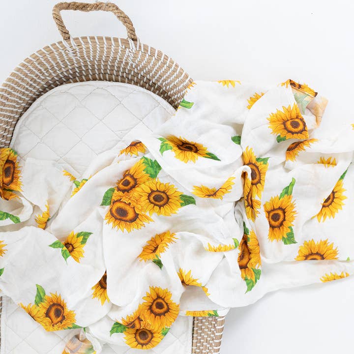 Biologische mousseline draagdoek van bamboe met zonnebloem voor wholesale door Bubba Bump