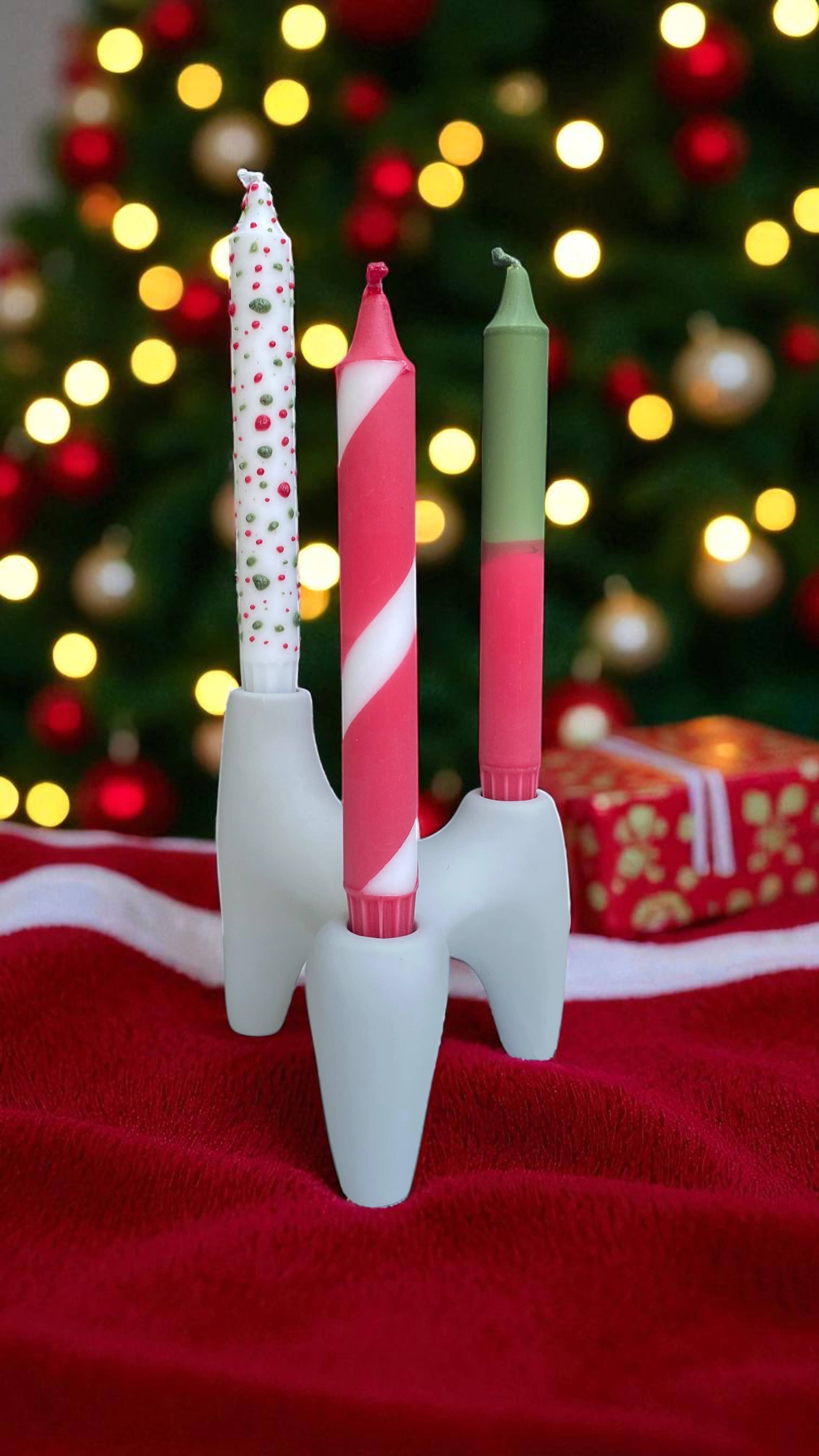 Kupkup HB. - Fi Design Studio Co. - Vendita all'ingrosso Candele a colonna - Bagliore Gioioso | Natale | 2,3x20 cm2