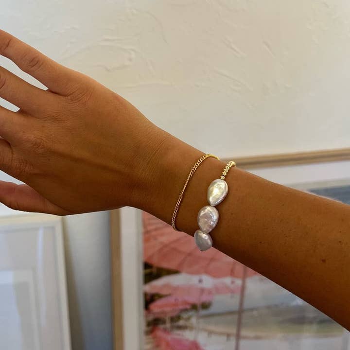 Sea Bones - Wholesale Beaded Bracelet - Triple Pearl Shimmer Bracelet
