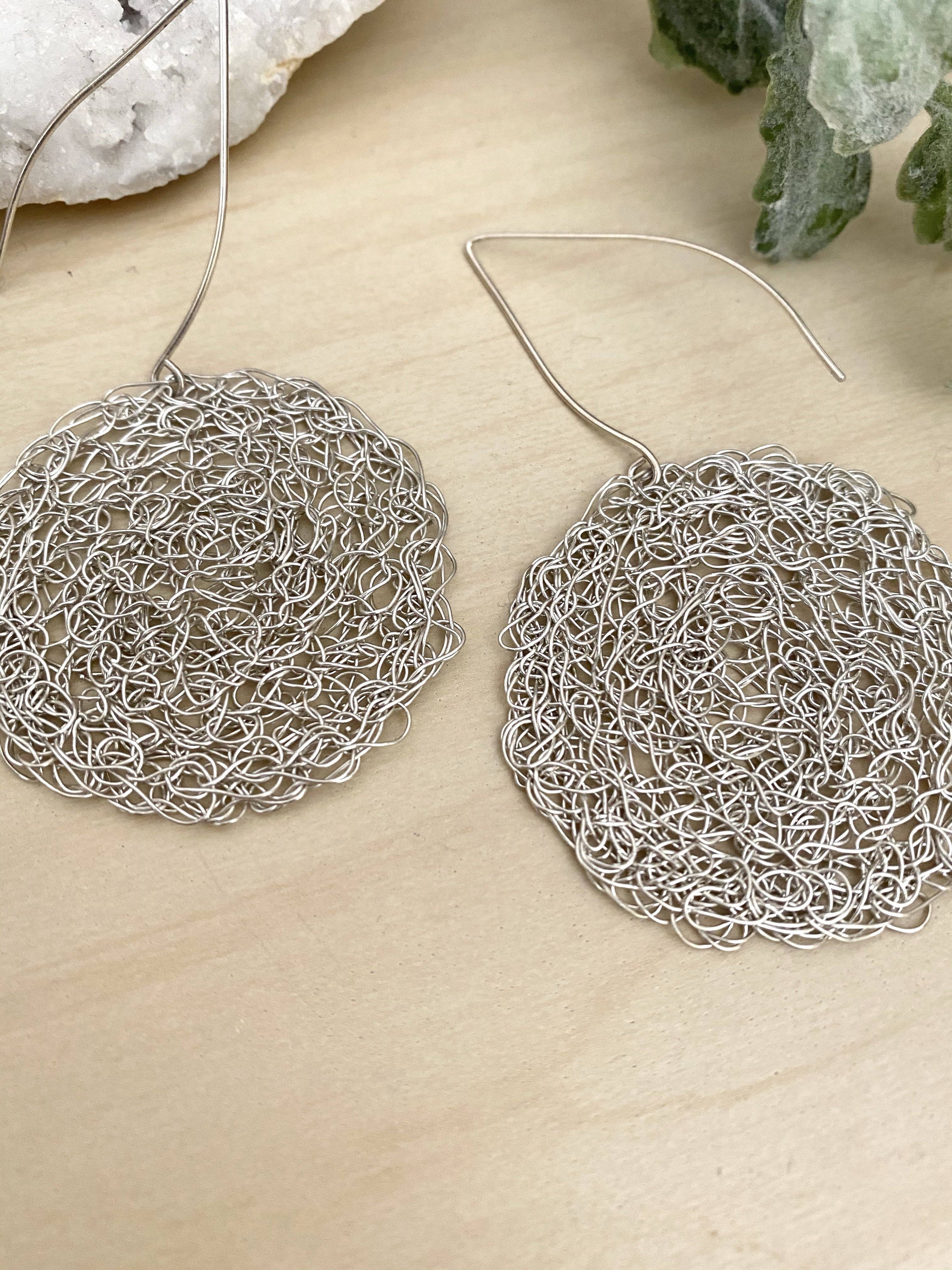 Vermeil Crochet Wire Lace Earrings Tutorial - YouTube