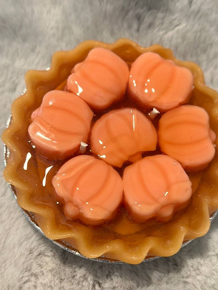 Pumpkin Pie Candle 10oz - 5in for wholesale by Cozy Home Wax Company