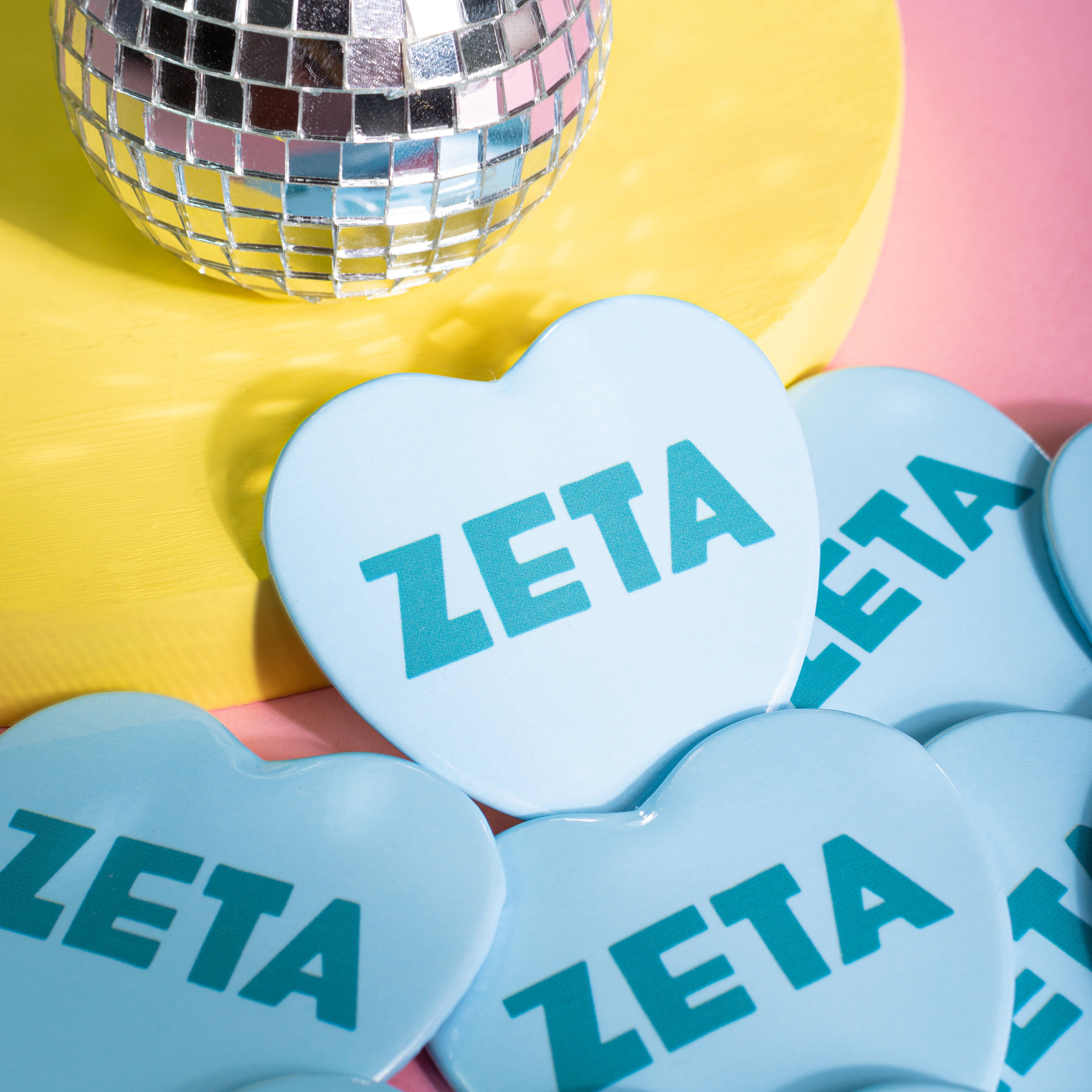 Swag - Wholesale Lapel Pin/Button - Pop Heart Buttons16