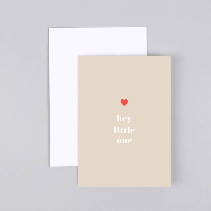 Tessa beige geboortekaart met hart voor wholesale door Kunst an Papier