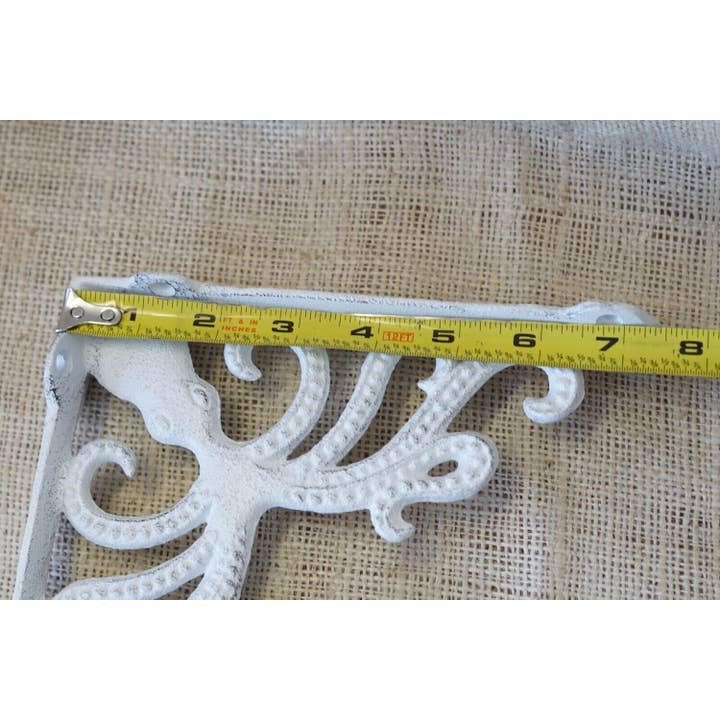 Midwest Craft House - Wholesale Wall Accent - DISTRESSED WHITE CAST IRON NAUTICAL OCTOPUS BRACKET