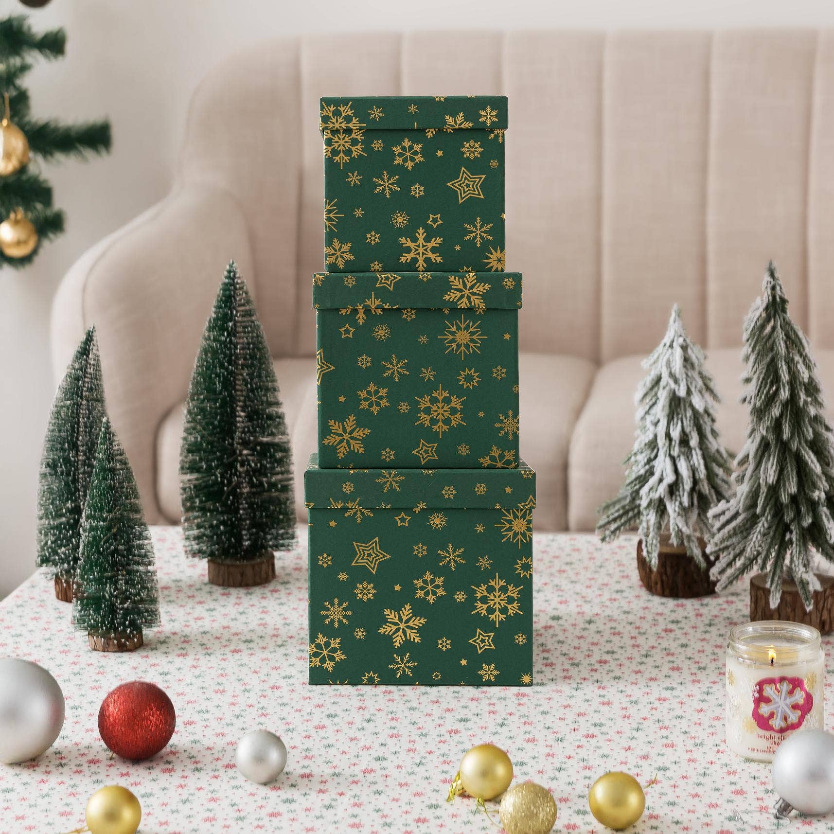 Soul & Lane - Wholesale Gift Box - Green Square Christmas Gift Boxes with Lids3