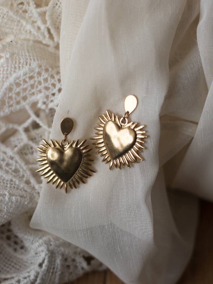 Orecchini - Nova per la vendita all'ingrosso da parte di LA PIE QUI COURT