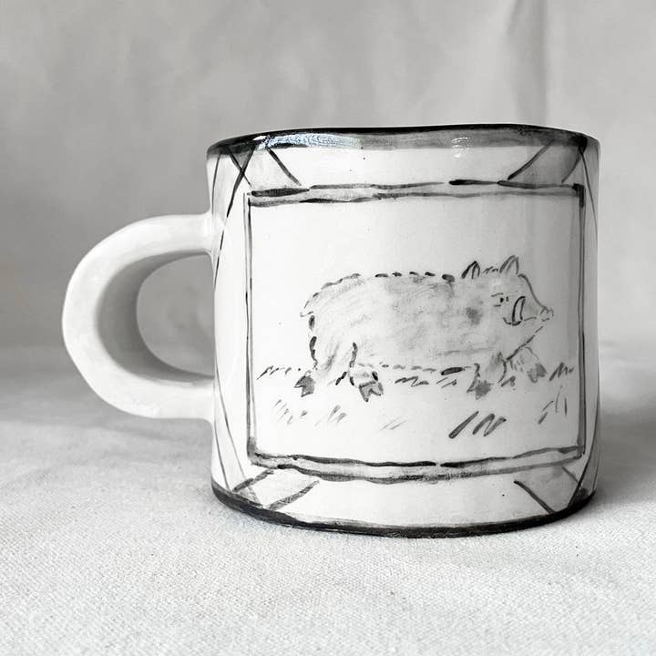 Tasse en Céramique Rustique Faite à la Main avec Sanglier - Animal Peint à la Main pour la vente par Steph Becker