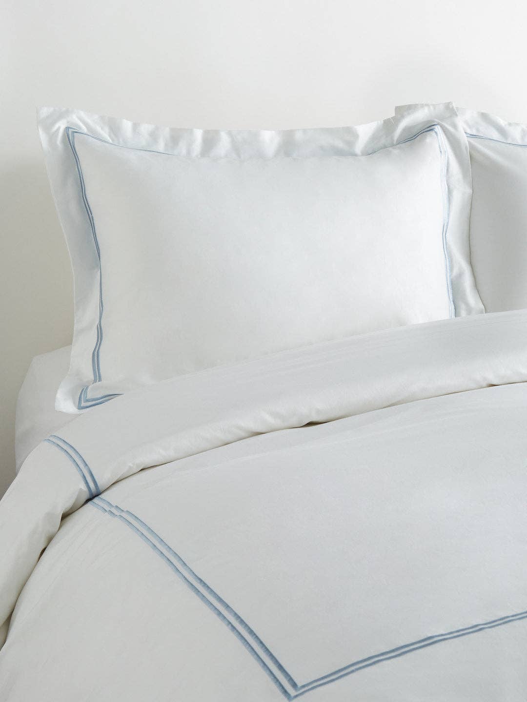 Mélange Home - Wholesale Duvet Cover - 600 Thread Count Double Stripe Embroidered Duvet Cover Set9