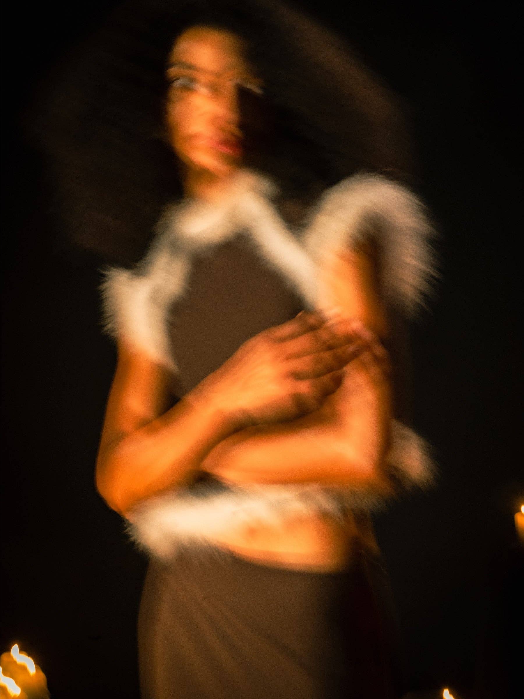 CARMEN SAYS – wholesale Blouse – Women’s – Top de plumas marrón balanceado7