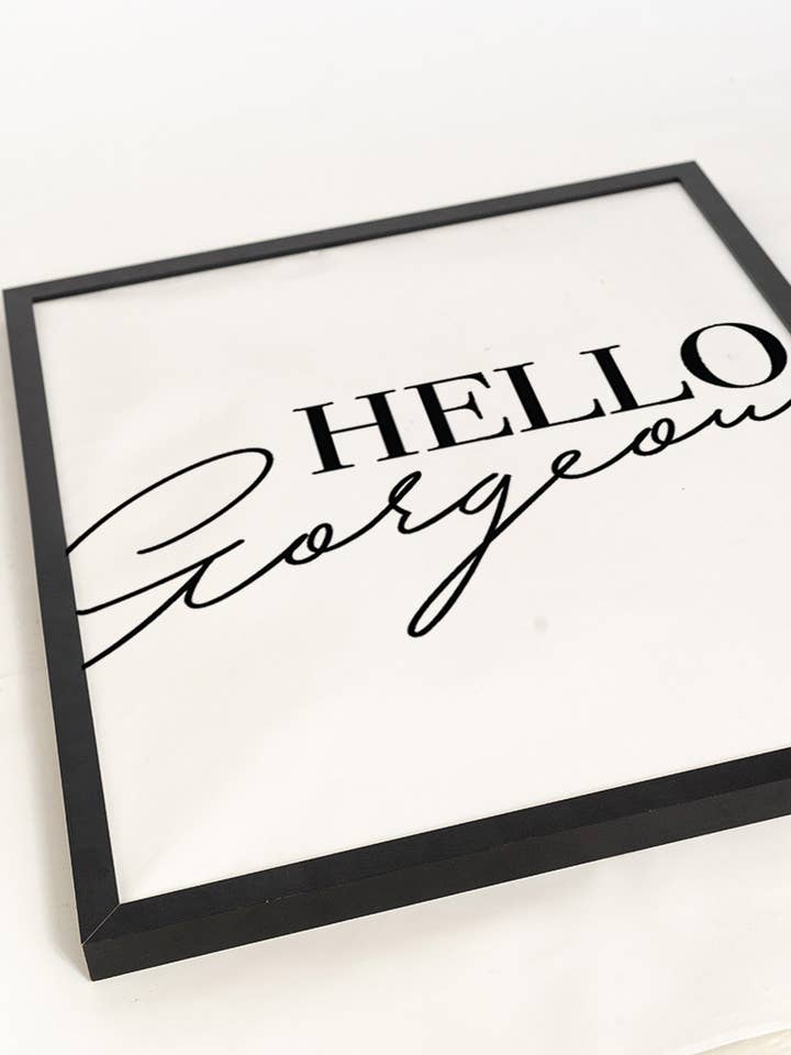 Bonjour magnifique image. Impression murale avec cadre. pour la vente par Any Image