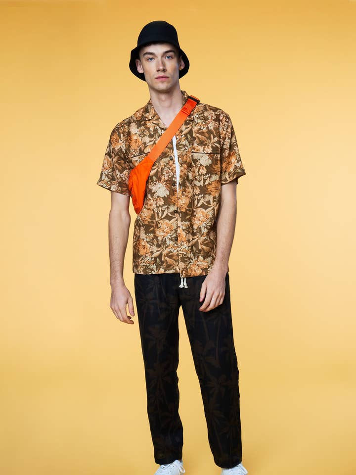 Weekend Set - Olive Botanical with Black Palm Print for wholesale by Paul Jays