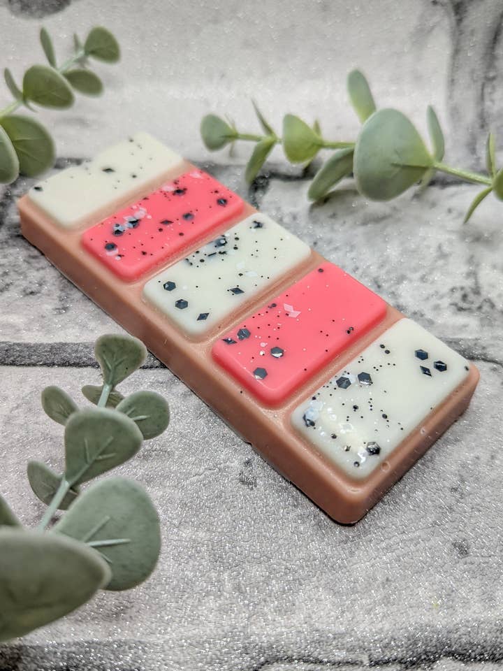 Olympia for wholesale by FIRE & FIZZ BY APRIL