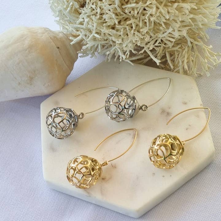 PearlGem Designs - Wholesale Pendant/charm necklace - Baroque wire ball Necklace9