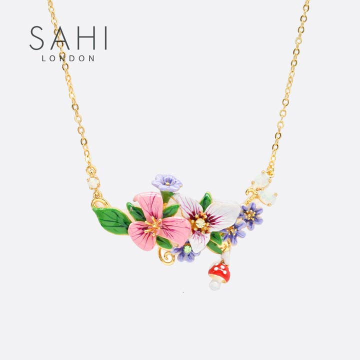 COLLIER PENDENTIF JARDIN ENCHANTÉ SAHI pour la vente par SAHI LONDON LTD