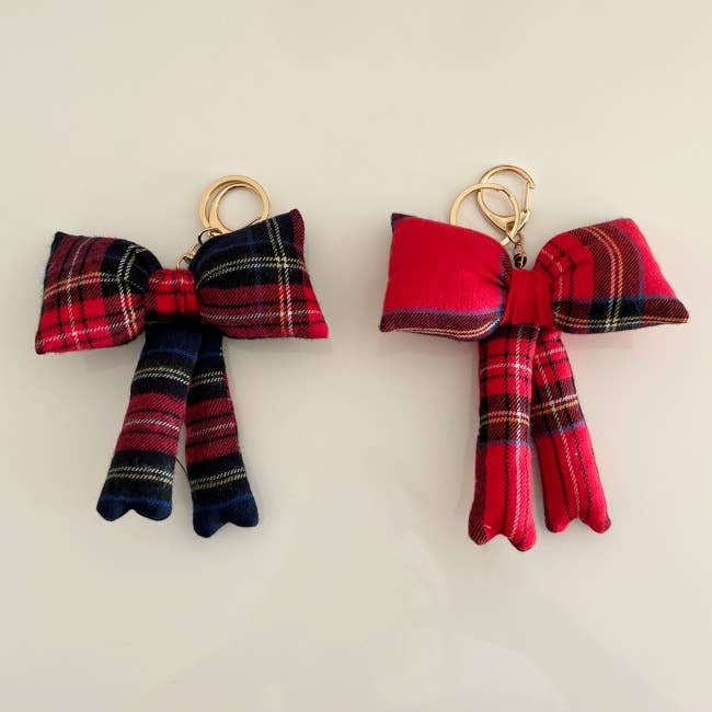 MOND HAUS - Wholesale Keychain - Women's - December Keychain | Holiday Tartan Plaid Big Ribbon Charm7