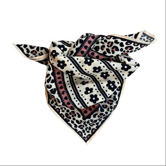 Love Explorers - Wholesale Head Scarf - Women's - Leopard scarf - My little essential flower pink